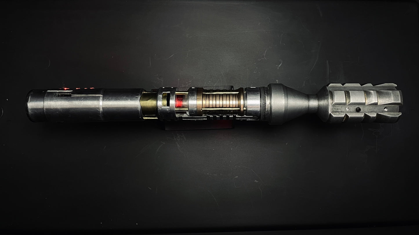 Tribeless Master Lightsaber (Dual Ruby Chassis)