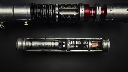 DF Alliant Master Lightsaber (Quartz / Neopixel)